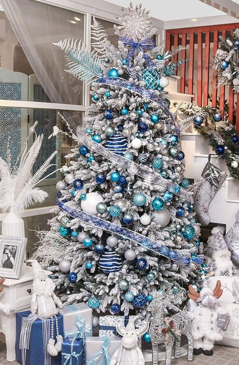 Blue and White Christmas Tree - Luxury Ornaments for Christmas Decor